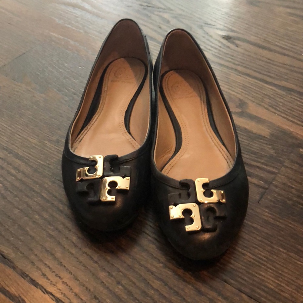 Black Tory Burch flats